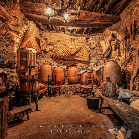 At La Abuela Antonia-La Casina Διαμέρισμα Torre de Don Miguel Εξωτερικό φωτογραφία